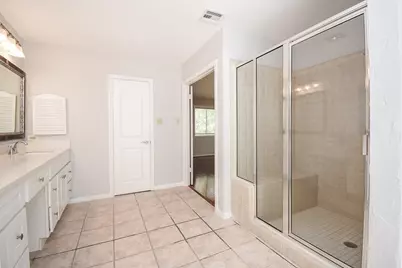 201 Vanderpool Lane #113, Houston, TX 77024 - Photo 27