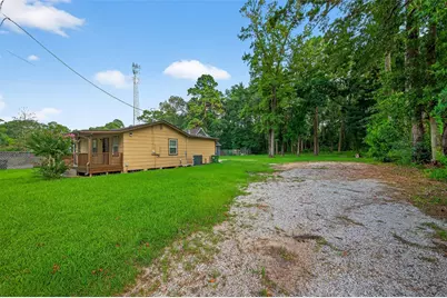 109 Meadows Street, Cleveland, TX 77328 - Photo 43