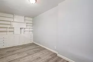 7658 Belbay St, Houston, TX 77033 - Photo 11