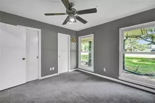 127 Begonia St, Lake Jackson, TX 77566 - Photo 29