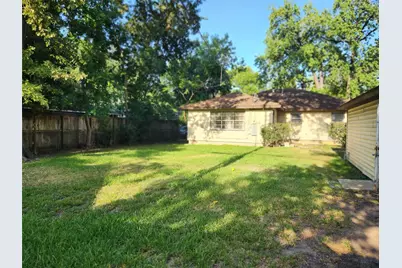 1107 Worthshire Street, Houston, TX 77008 - Photo 5
