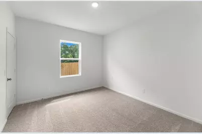 31219 Gayle Prairie Oak Street, Waller, TX 77484 - Photo 9