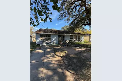 303 Cypress Street, Lake Jackson, TX 77566 - Photo 1