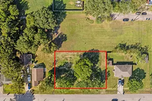 2522 3rd Ave N, Texas City, TX 77590 - Photo 1