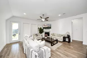 6907 Brazos Trail Ct, Katy, TX 77493 - Photo 13