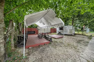 3513 Tierwester St, Houston, TX 77004 - Photo 9