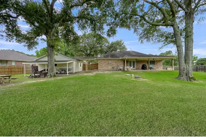 20110 Oakwood Court, Humble, TX 77338 - Photo 37