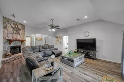 20110 Oakwood Court, Humble, TX 77338 - Photo 7