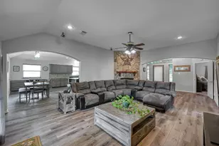 20110 Oakwood Ct, Humble, TX 77338 - Photo 9