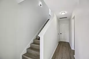 1705 Stuart St, Houston, TX 77004 - Photo 11