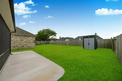 1577 Elm Court, Angleton, TX 77515 - Photo 37