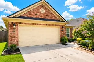15819 Magnolia Shores Ln, Houston, TX 77044 - Photo 1