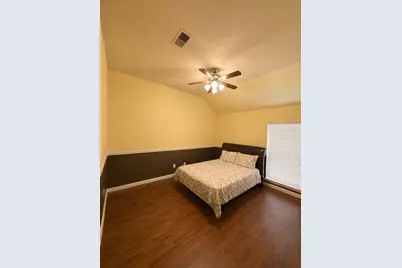 15819 Magnolia Shores Lane, Houston, TX 77044 - Photo 9
