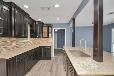 1404 Briarwood Drive, Pasadena, TX 77502 - Photo 15