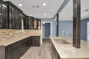 1404 Briarwood Dr, Pasadena, TX 77502 - Photo 15