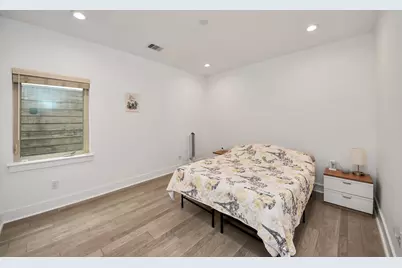 1217 Edwards Street, Houston, TX 77007 - Photo 5
