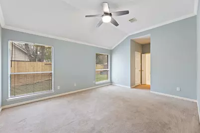 9135 Eaglecove Drive, Houston, TX 77064 - Photo 7