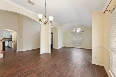 9135 Eaglecove Drive, Houston, TX 77064 - Photo 5