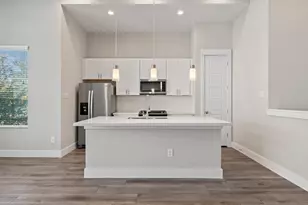 814 Thornton Rd, Houston, TX 77018 - Photo 3