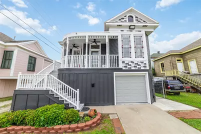 1611 19th Street, Galveston, TX 77550 - Photo 1