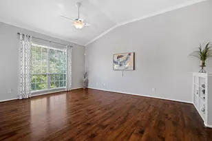 6607 Lake Woodlands Dr, The Woodlands, TX 77382 - Photo 9
