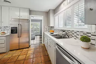 7222 Hartland Ave, Houston, TX 77055 - Photo 7