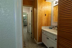 2319 Goldenrod St, Highlands, TX 77562 - Photo 17