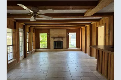 427 22nd Avenue N, Texas City, TX 77590 - Photo 3