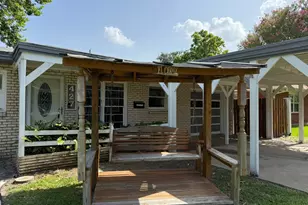 427 22nd Ave N, Texas City, TX 77590 - Photo 5