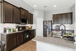 3604 Gracie Cir, Pearland, TX 77584 - Photo 9
