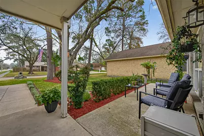 2902 Kingfisher Drive, Humble, TX 77396 - Photo 9