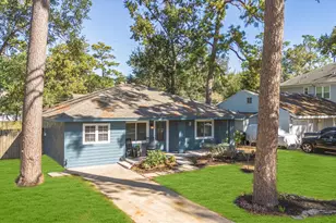 1062 Lamonte Ln, Houston, TX 77018 - Photo 1