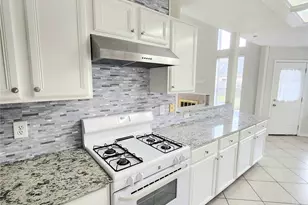 14335 Berrington Dr, Houston, TX 77083 - Photo 3