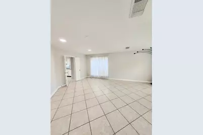 14335 Berrington Drive, Houston, TX 77083 - Photo 23