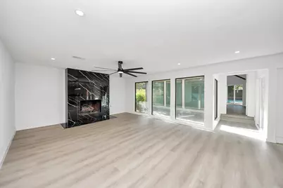 13335 Balmore Circle, Houston, TX 77069 - Photo 11