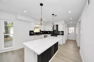 13335 Balmore Cir, Houston, TX 77069 - Photo 15