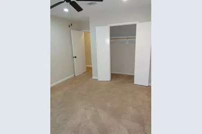 1038 Cottage Oak Lane, Houston, TX 77091 - Photo 11