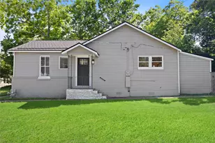 620 S Bell St, Bellville, TX 77418 - Photo 3