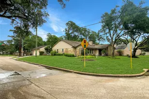 13234 Holston Hills Dr, Houston, TX 77069 - Photo 1