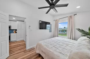 16708 Cabeza De Vaca, Jamaica Beach, TX 77554 - Photo 15