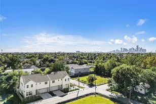 1702 Bringhurst St, Houston, TX 77020 - Photo 29