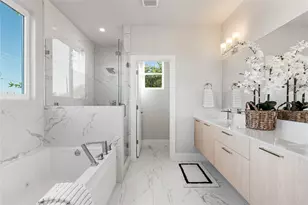 1702 Bringhurst St, Houston, TX 77020 - Photo 19