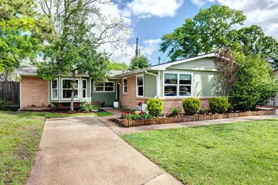 722 Azaleadell Drive, Houston, TX 77018 - Photo 1