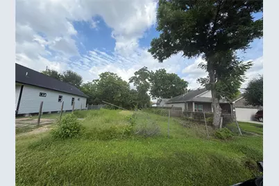 8409 Lawler Street, Houston, TX 77051 - Photo 3