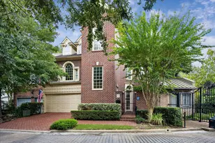 1 Pine Briar Cir, Houston, TX 77056 - Photo 35