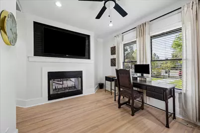 1624 Heights Boulevard, Houston, TX 77008 - Photo 11