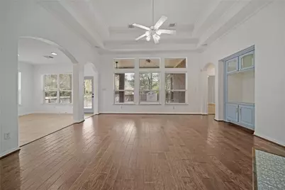 78 W Shale Creek Circle, The Woodlands, TX 77382 - Photo 9