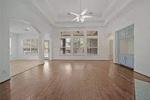 78 W Shale Creek Cir, The Woodlands, TX 77382 - Photo 9