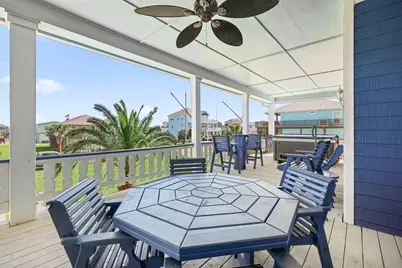 973 Kenlyn Drive, Crystal Beach, TX 77650 - Photo 9