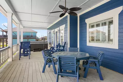 973 Kenlyn Drive, Crystal Beach, TX 77650 - Photo 9